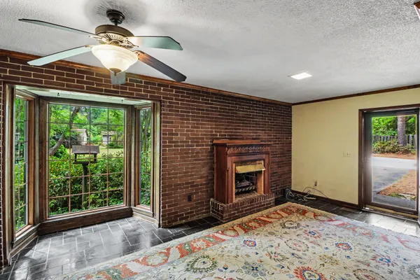 $300,000 | 20 Salem Street, Mayesville, SC 29104
