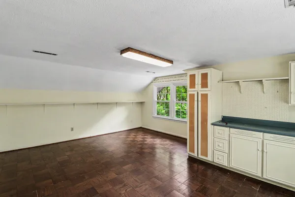 $300,000 | 20 Salem Street, Mayesville, SC 29104