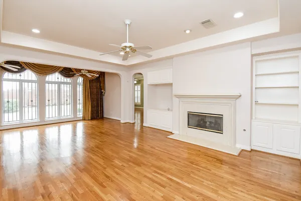 $5,950 | 3015 Bonnebridge Way Boulevard, Houston, TX 77082