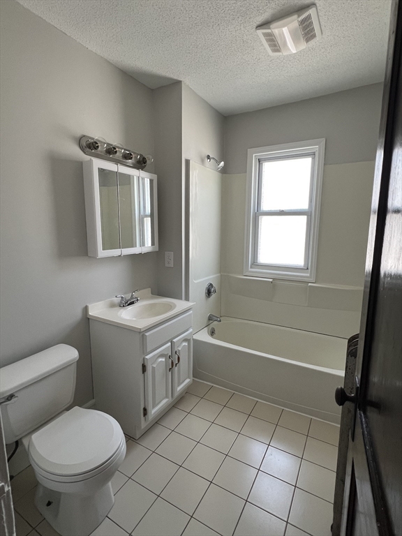 50-52 Milton Street Springfield, MA 01151 - Photo 15 of 16 Gallery Image 15