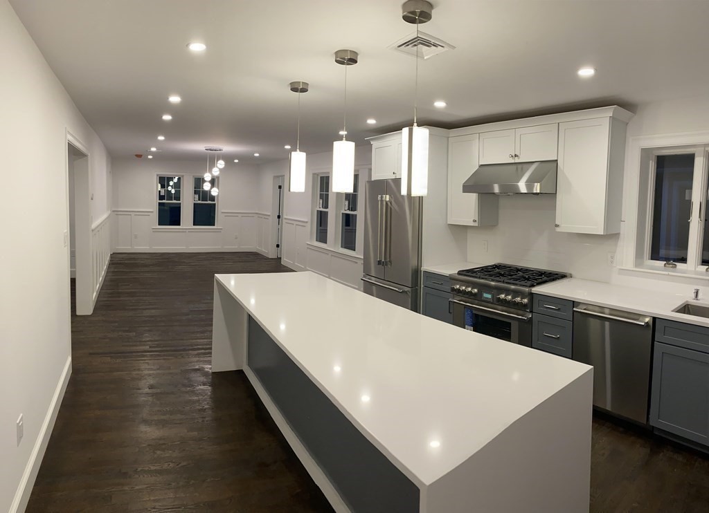53 Bothfeld Road Newton, MA 02459 - Photo 8 of 26