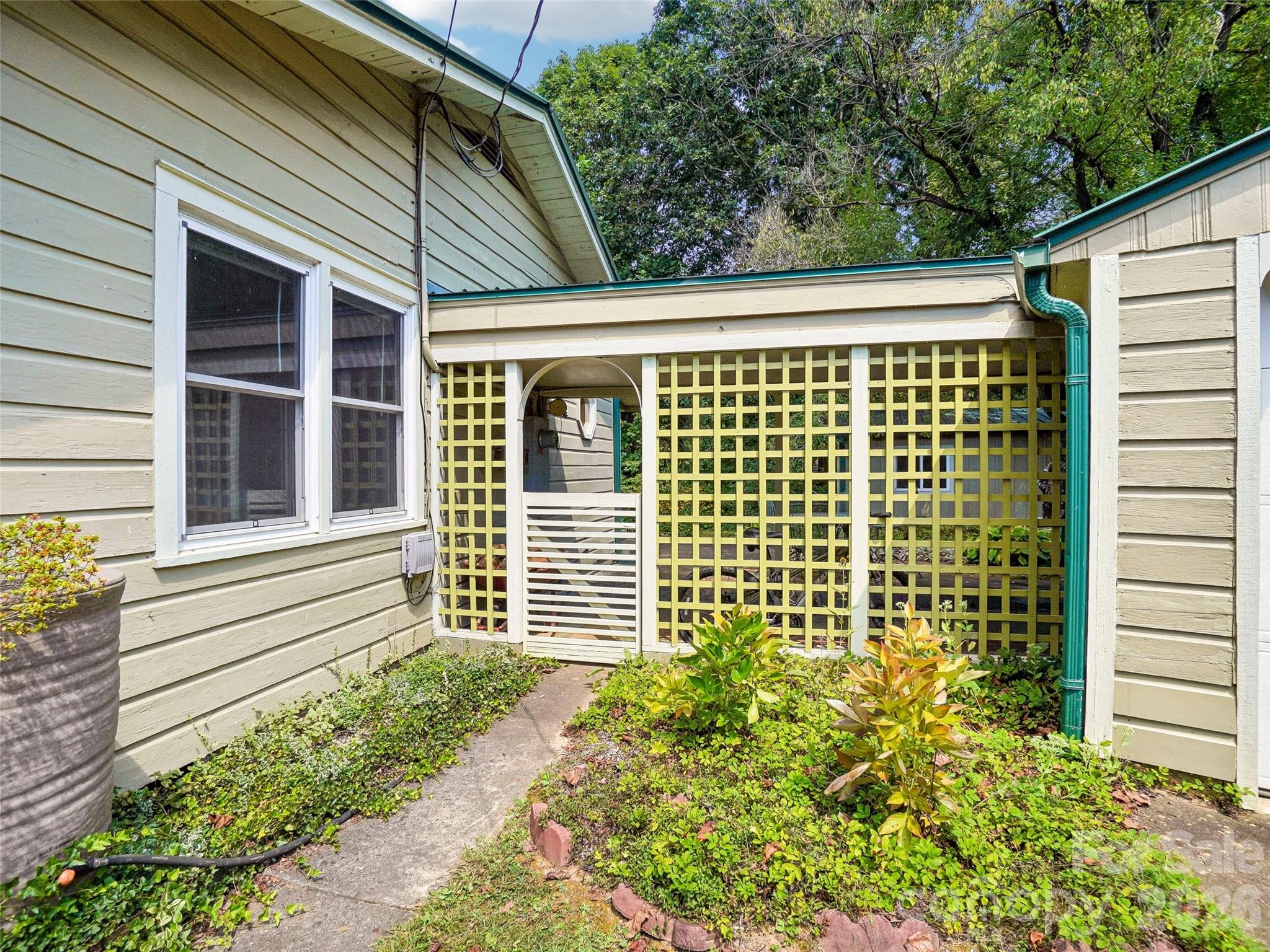 75 Cisco Road Asheville, NC 28805 - Photo 39 of 46 Gallery Image 39
