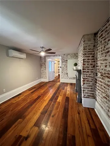 $1,350 | 1117 Bourbon Street, Unit 4, New Orleans, LA 70116