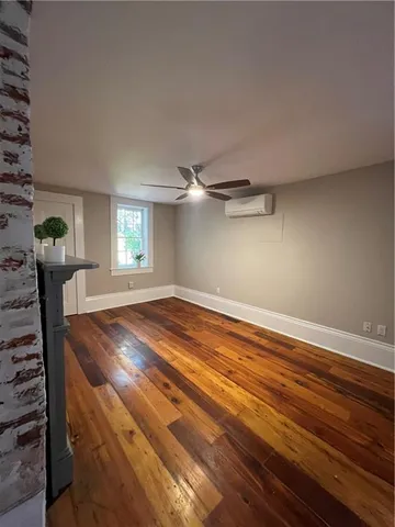 $1,350 | 1117 Bourbon Street, Unit 4, New Orleans, LA 70116