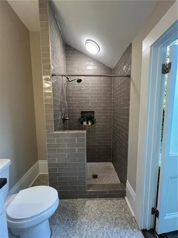 $1,350 | 1117 Bourbon Street, Unit 4, New Orleans, LA 70116