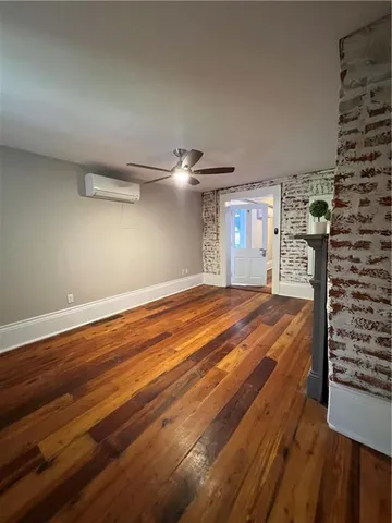 $1,350 | 1117 Bourbon Street, Unit 4, New Orleans, LA 70116