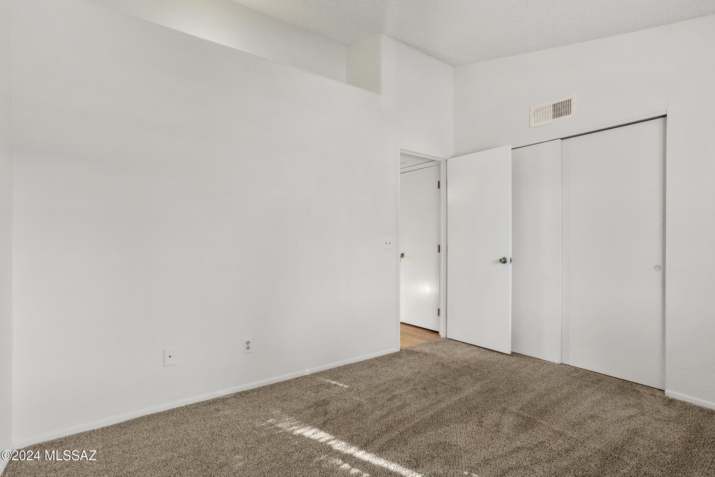1684 Twin Ridge Road Tucson, AZ 85746 - Photo 20 of 28 Gallery Image 20