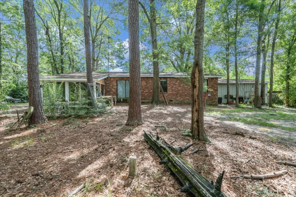 $226,500 | 80 Wain Huckabee Road, Laurel Hill, FL 32567