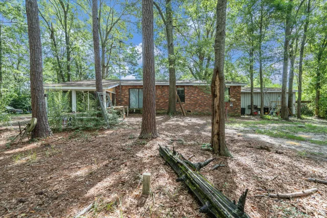 $226,500 | 80 Wain Huckabee Road, Laurel Hill, FL 32567