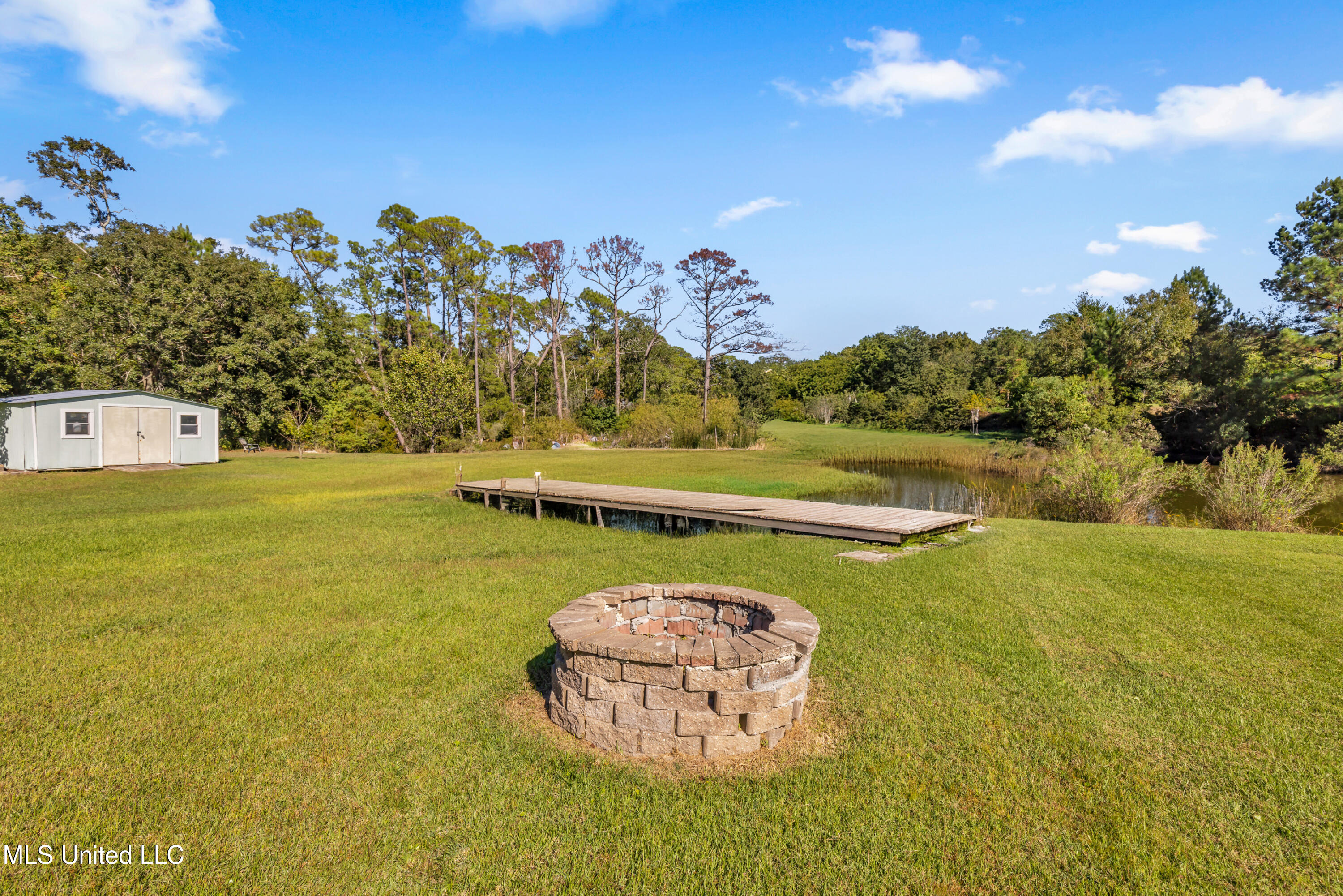 6720 Tunica Road Biloxi, MS 39532 - Photo 43 of 44 example of fishing pier