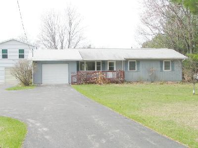 9241 Inverness Trail Road Cheboygan, MI 49721 - Photo 2 of 25 Gallery Image 2