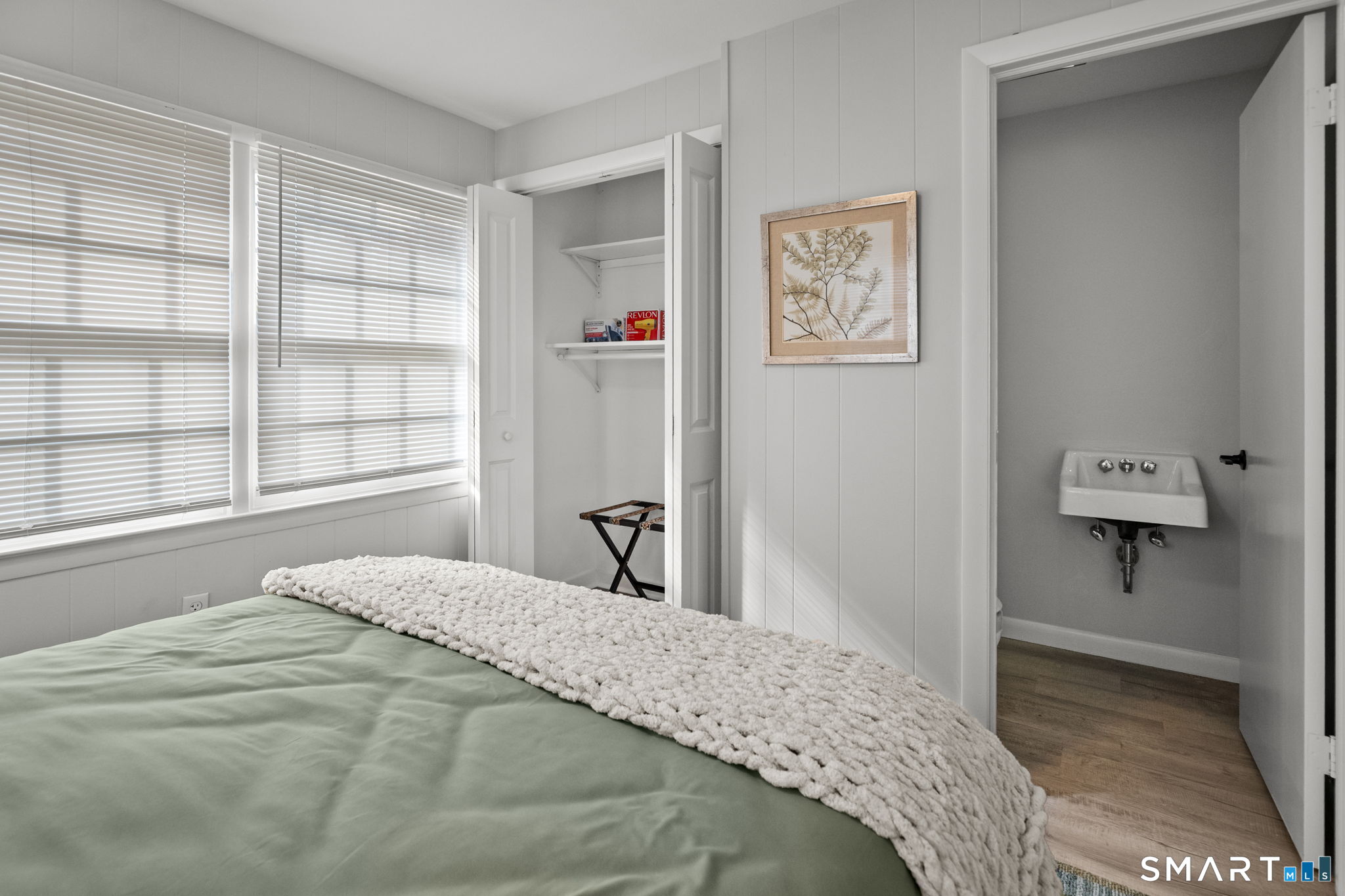 149 East Main Street, Unit 6 Clinton, CT 06413 - Photo 8 of 13