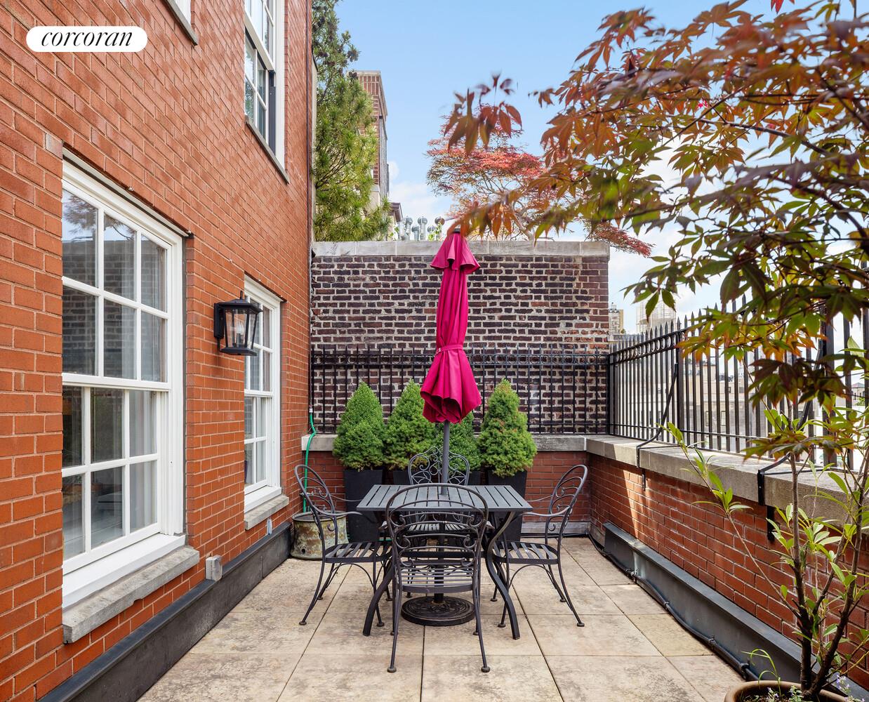 52 East 72nd Street, Unit PHA Manhattan, NY 10021 - Photo 5 of 16