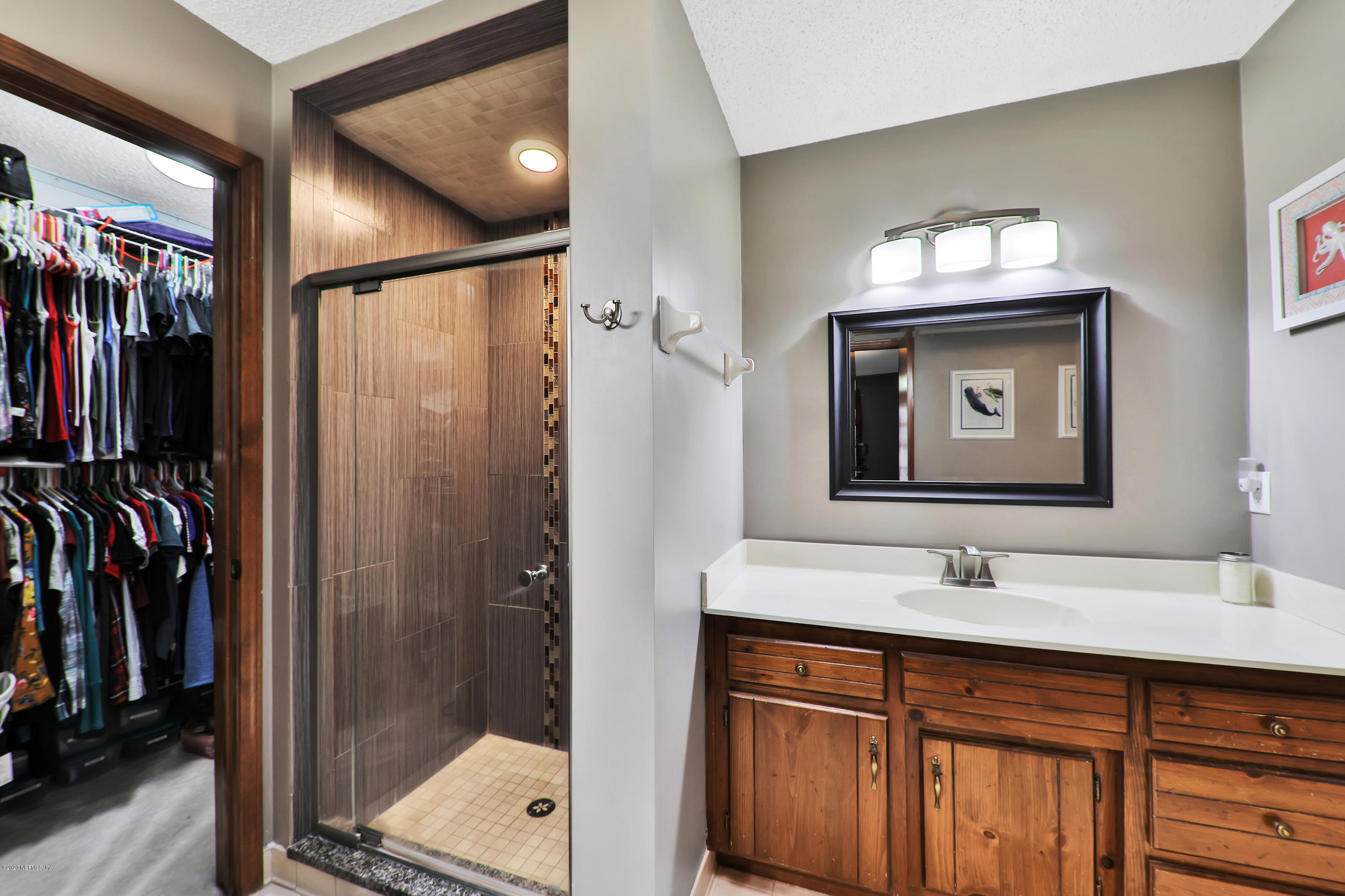 934 Ridgeway Court Orange Park, FL 32065 - Photo 15 of 21 Master Bath 1
