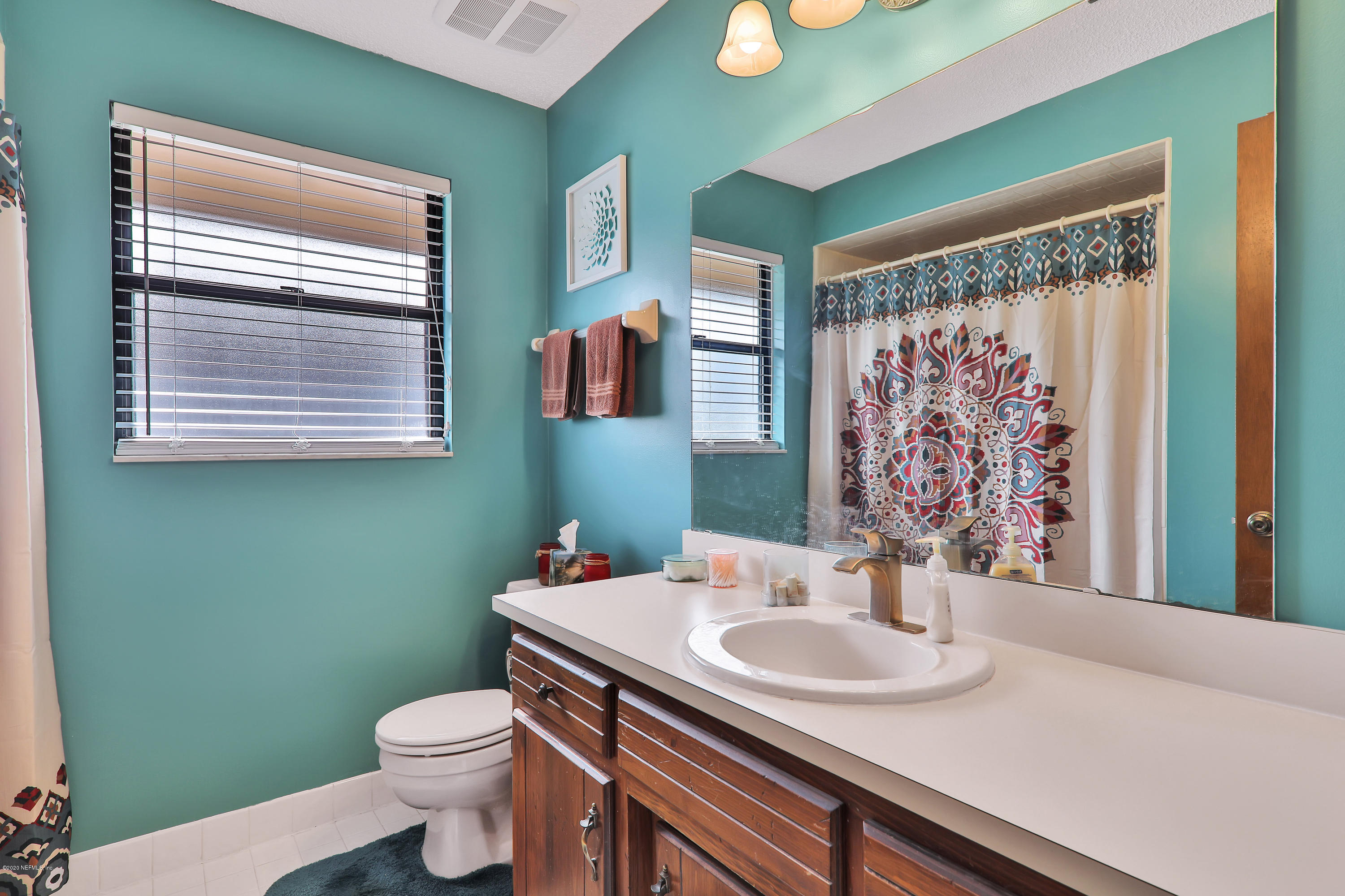 934 Ridgeway Court Orange Park, FL 32065 - Photo 18 of 21 Guest Bath