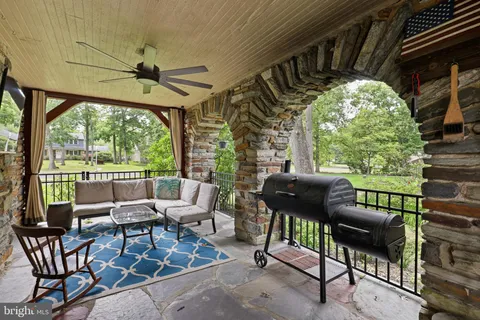 $849,900 | 237 Elm Drive, Lansdale, PA 19446