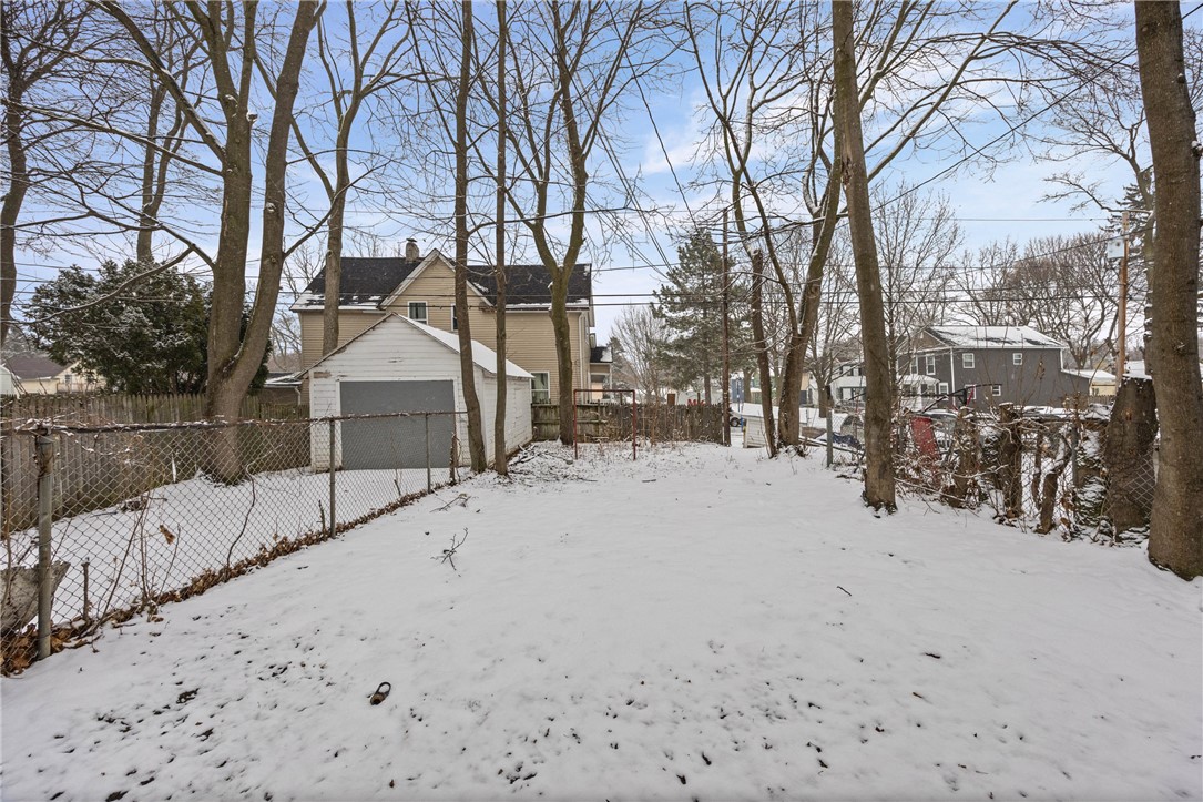 208 Kenwood Avenue Rochester, NY 14611 - Photo 21 of 25