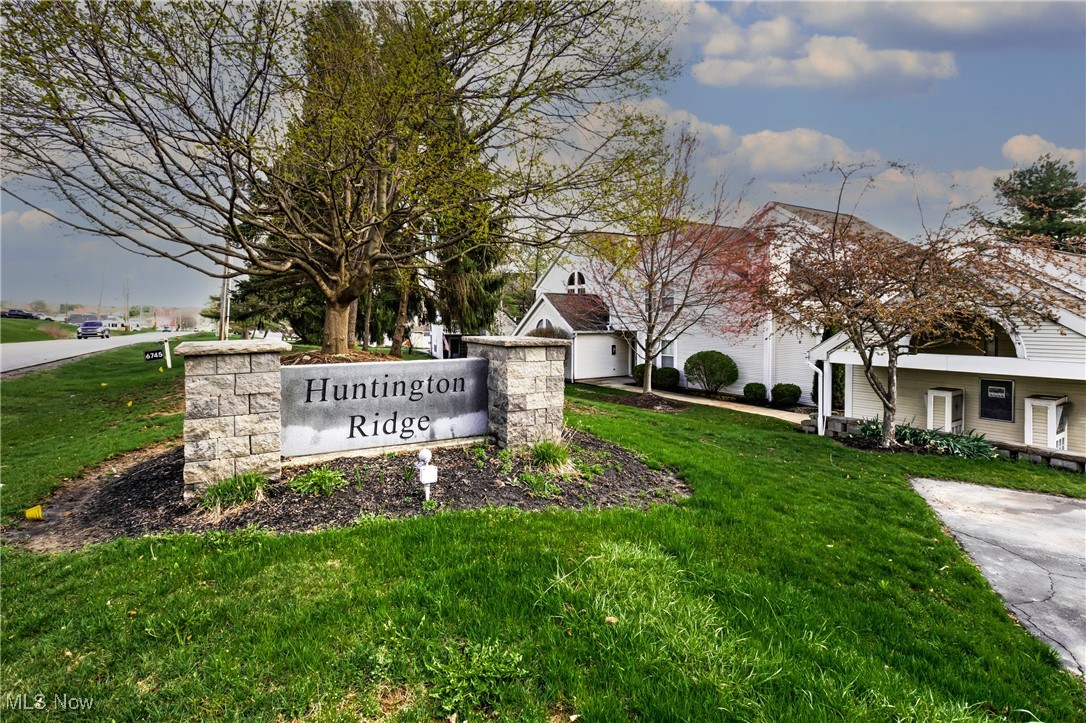 6745 Tippecanoe Road Canfield, OH 44406 - Photo 18 of 27 Community sign with a lawn