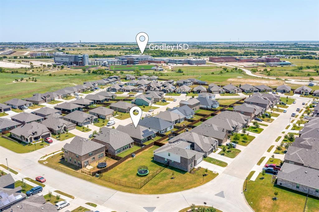 8225 Manx Point Godley, TX 76044 - Photo 4 of 40