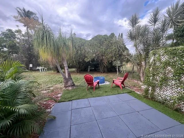 a view of outdoor space yard and entertaining space