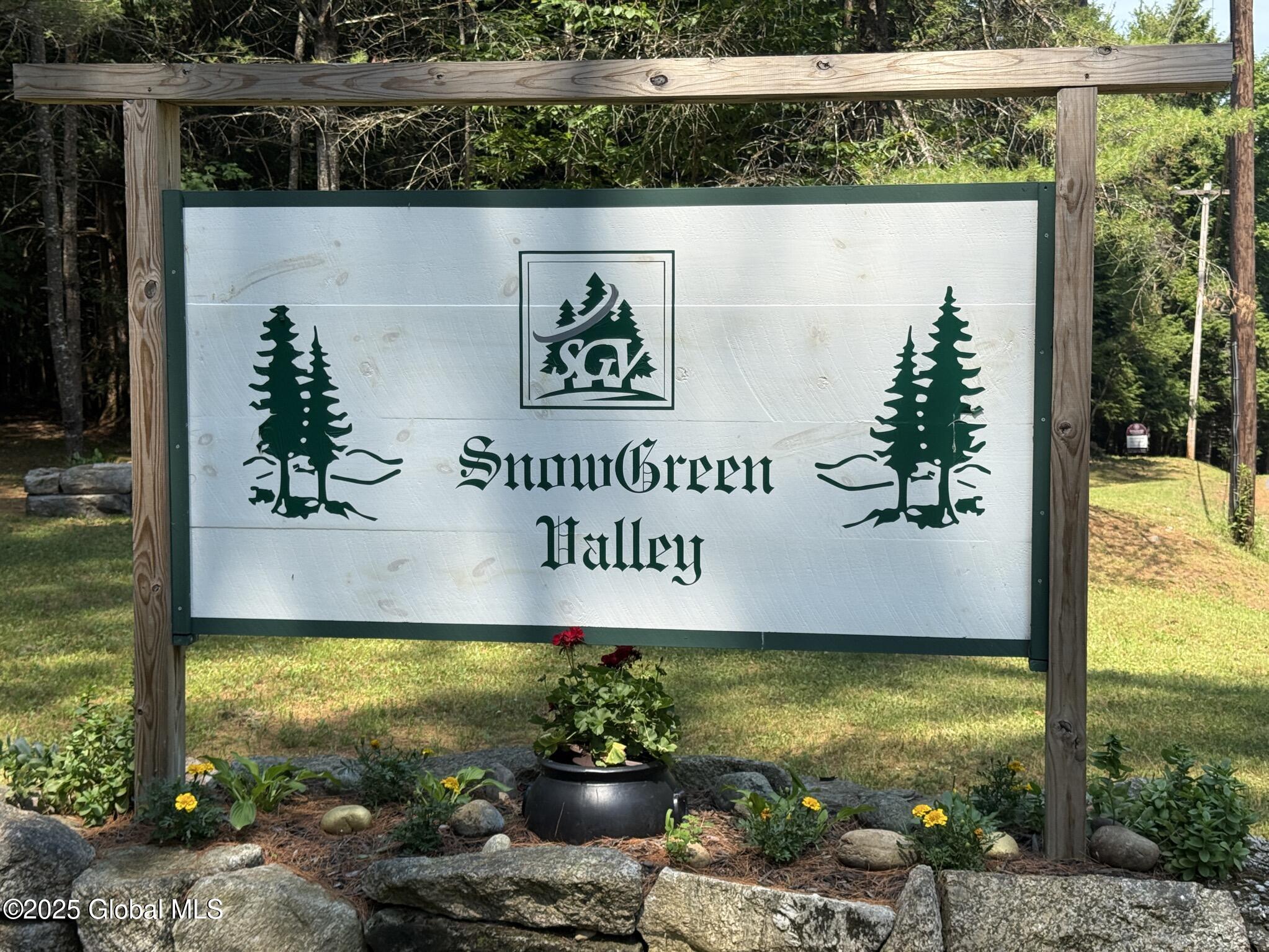 SnowGreen Valley (2)