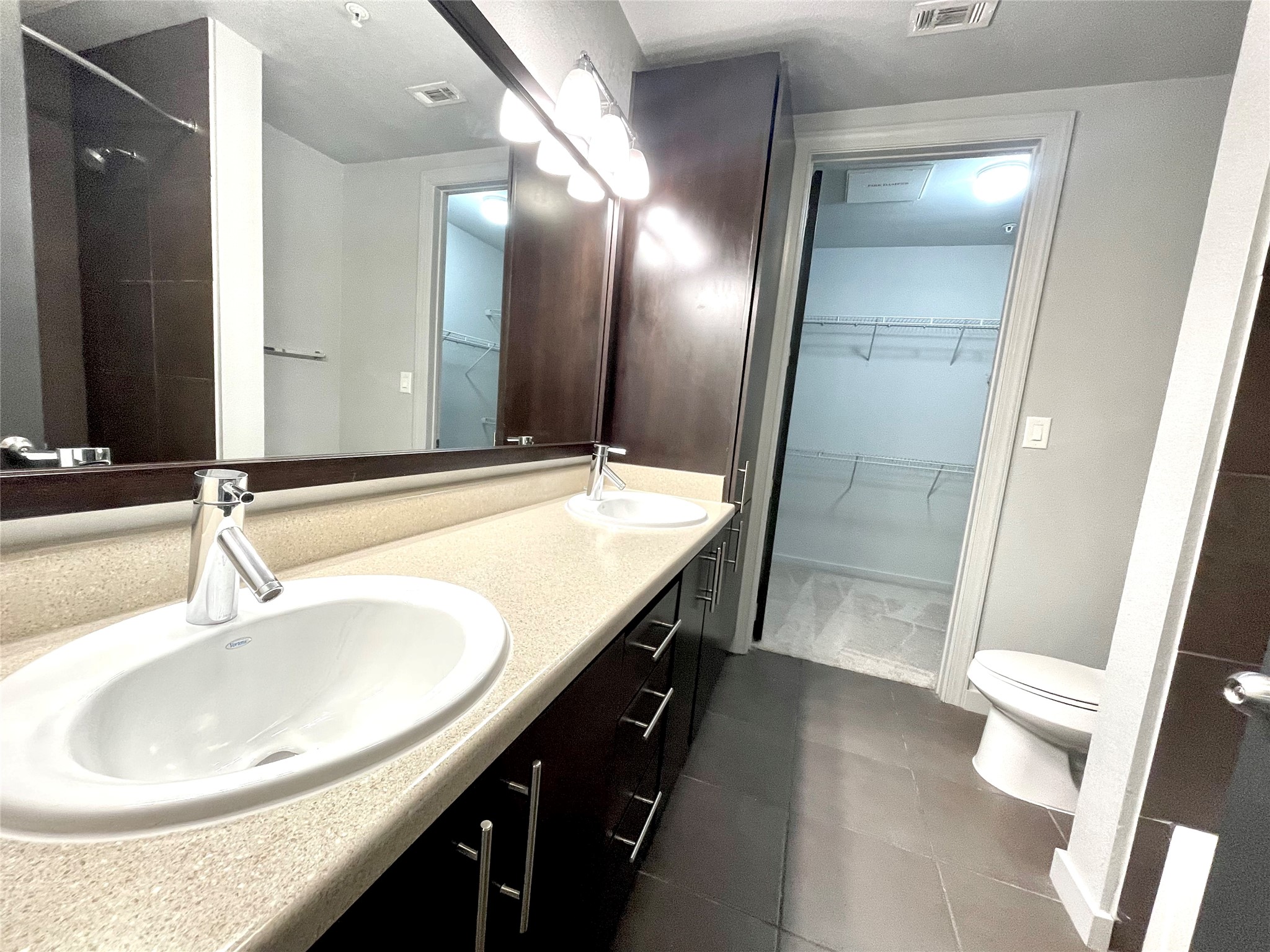 2525 McCue Road, Unit 233 Houston, TX 77056 - Photo 16 of 32