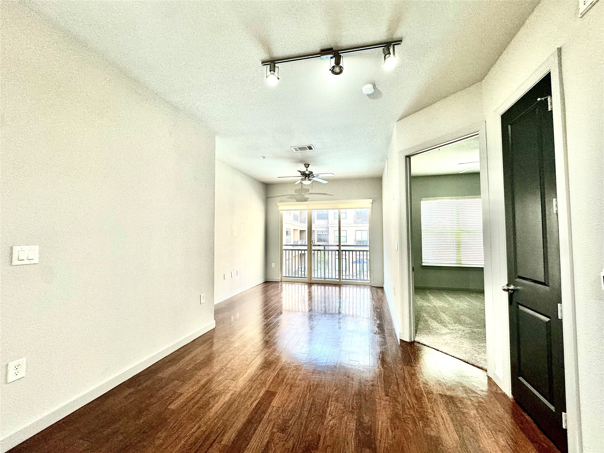 2525 McCue Road, Unit 233 Houston, TX 77056 - Photo 20 of 32