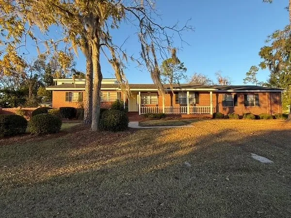 $269,000 | 277 Southeast Woodlawn Street, Madison, FL 32340