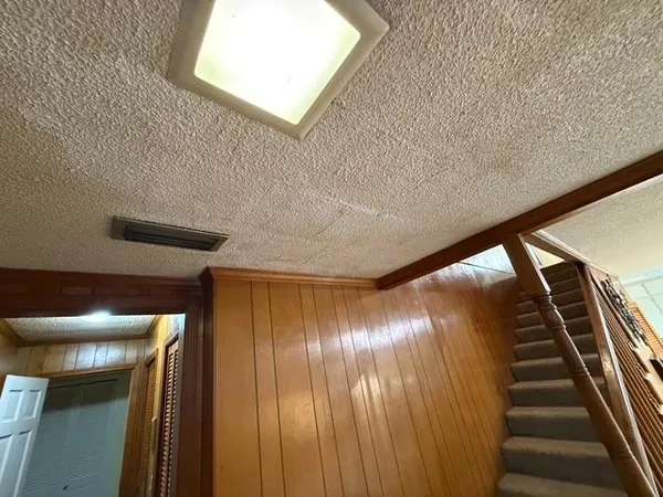 $279,000 | 277 Southeast Woodlawn Street, Madison, FL 32340