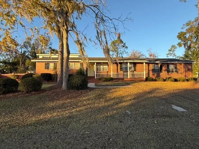 $299,000 | 277 Southeast Woodlawn Street, Madison, FL 32340