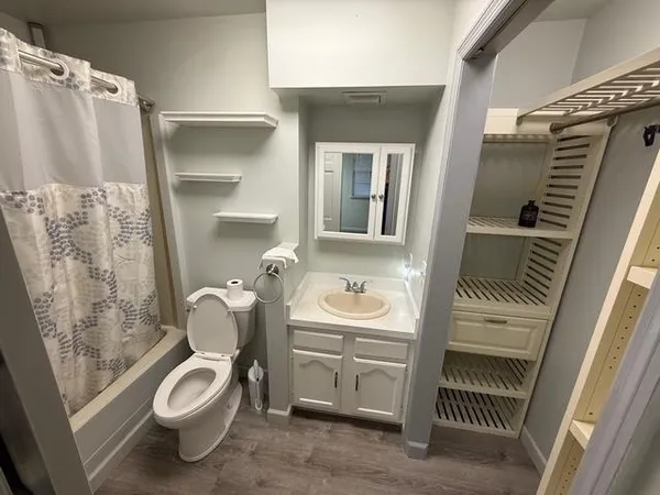 $269,000 | 277 Southeast Woodlawn Street, Madison, FL 32340