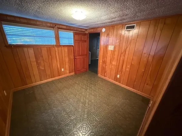 $269,000 | 277 Southeast Woodlawn Street, Madison, FL 32340