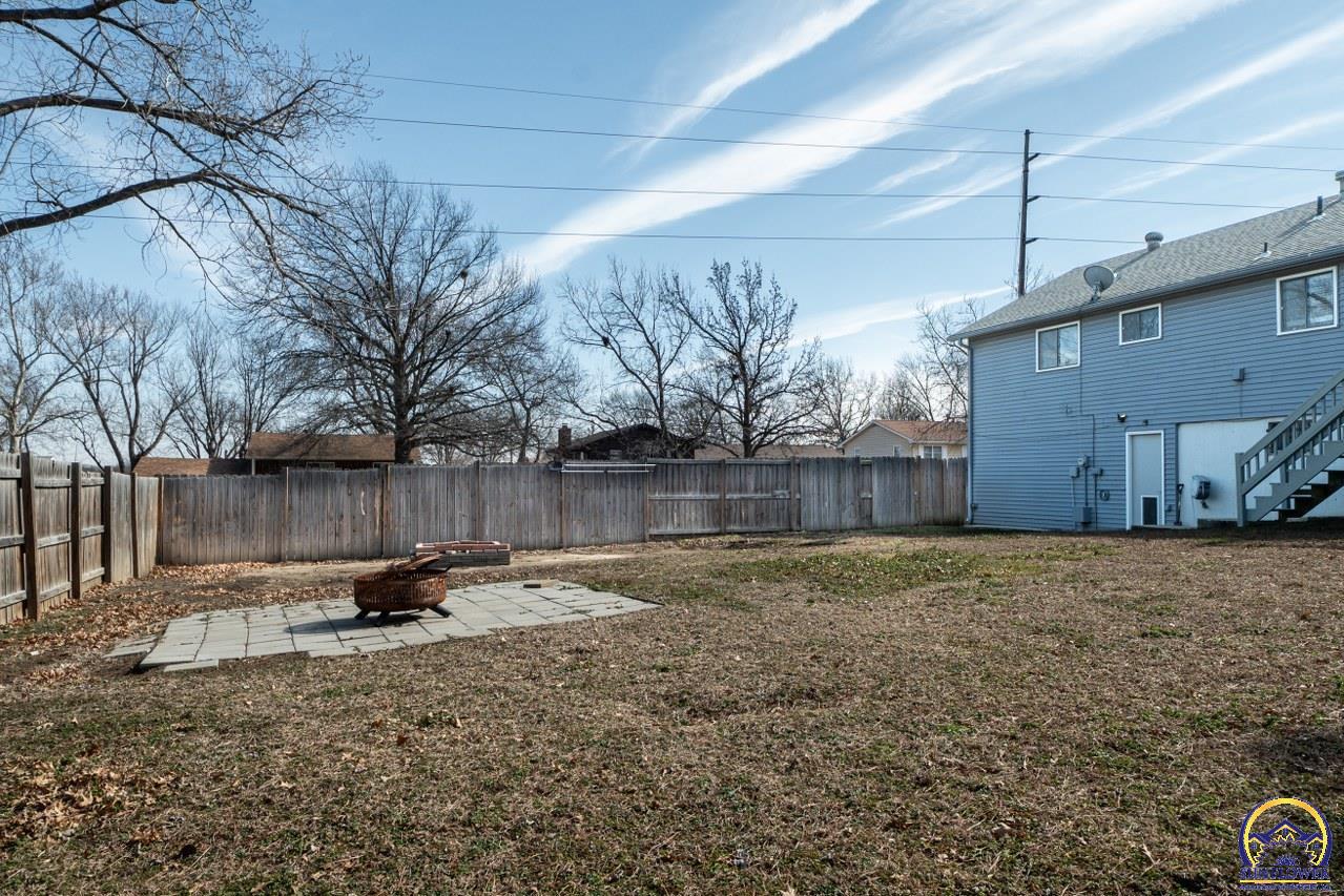 4800 Southwest Cochise Avenue Topeka, KS 66614 - Photo 28 of 32