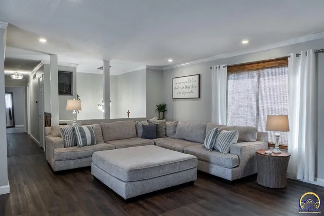 $265,000 | 4800 Southwest Cochise Avenue, Topeka, KS 66614