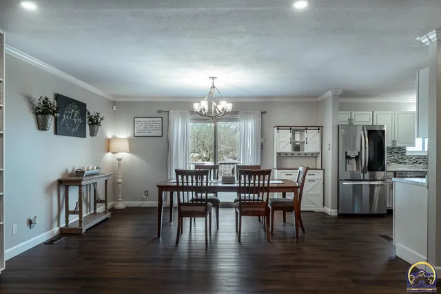 $265,000 | 4800 Southwest Cochise Avenue, Topeka, KS 66614