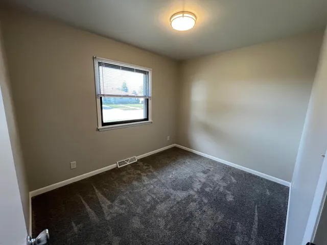 $289,000 | 1875 18th Avenue, Kenosha, WI 53140