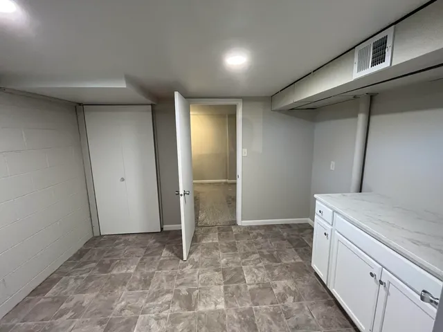 $289,000 | 1875 18th Avenue, Kenosha, WI 53140