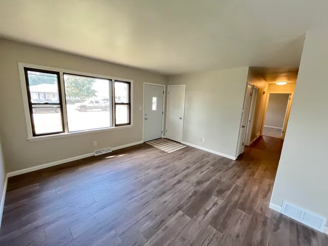 $289,000 | 1875 18th Avenue, Kenosha, WI 53140