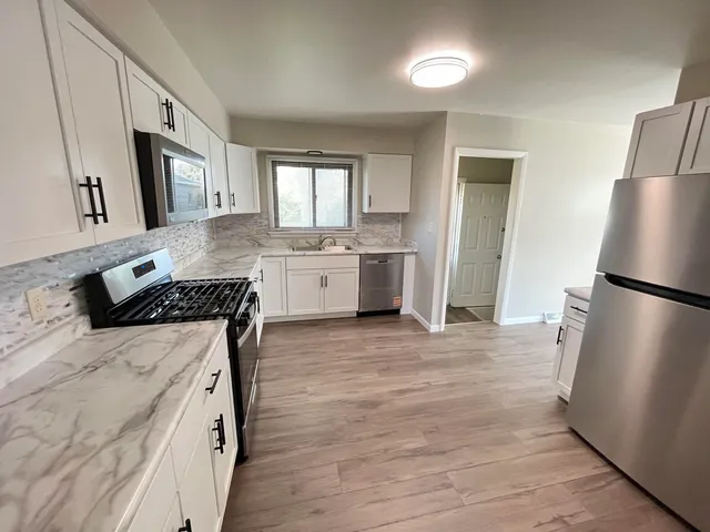 $289,000 | 1875 18th Avenue, Kenosha, WI 53140