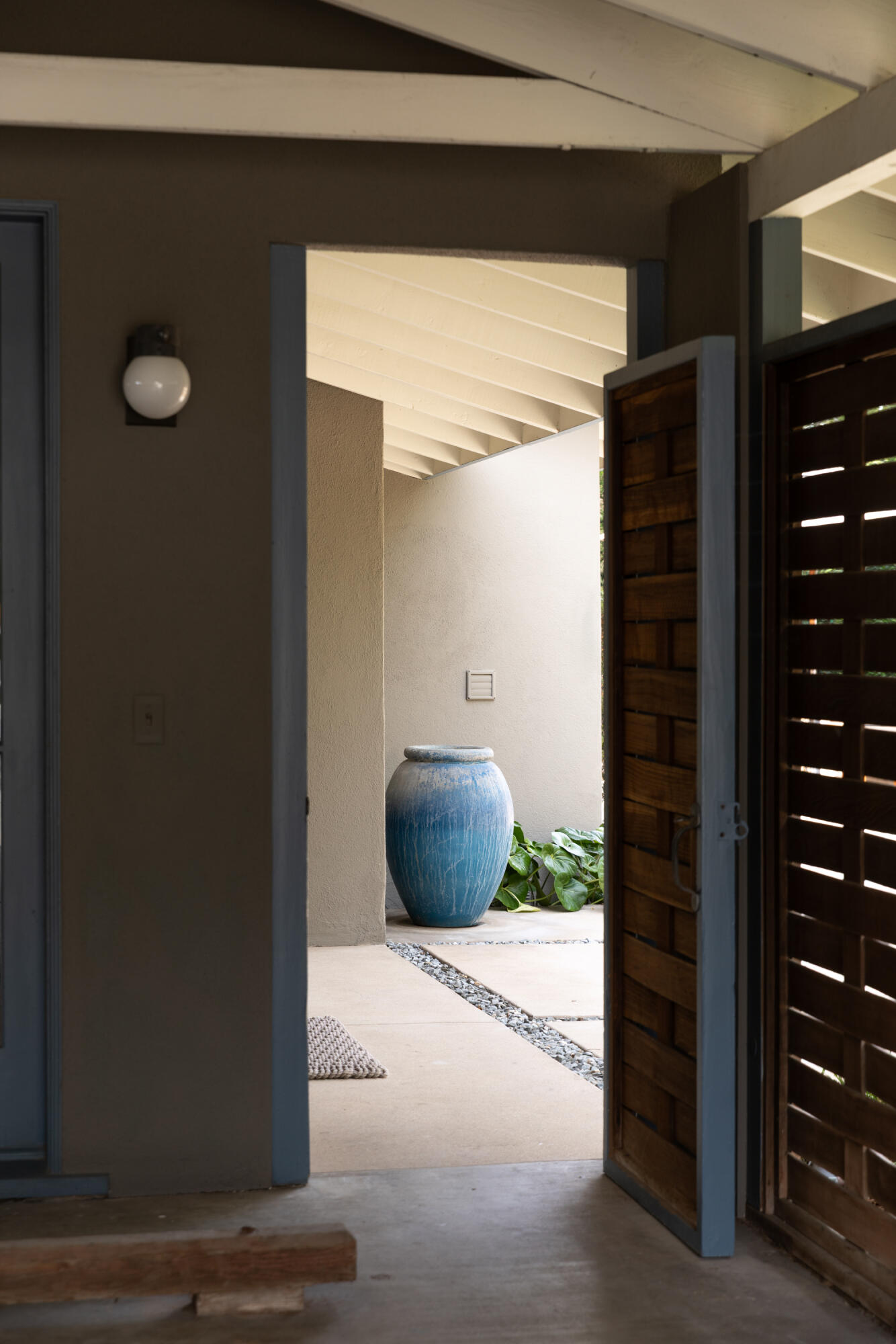 1811 Prospect Avenue Santa Barbara, CA 93103 - Photo 9 of 74 1811 Prospect Web-18