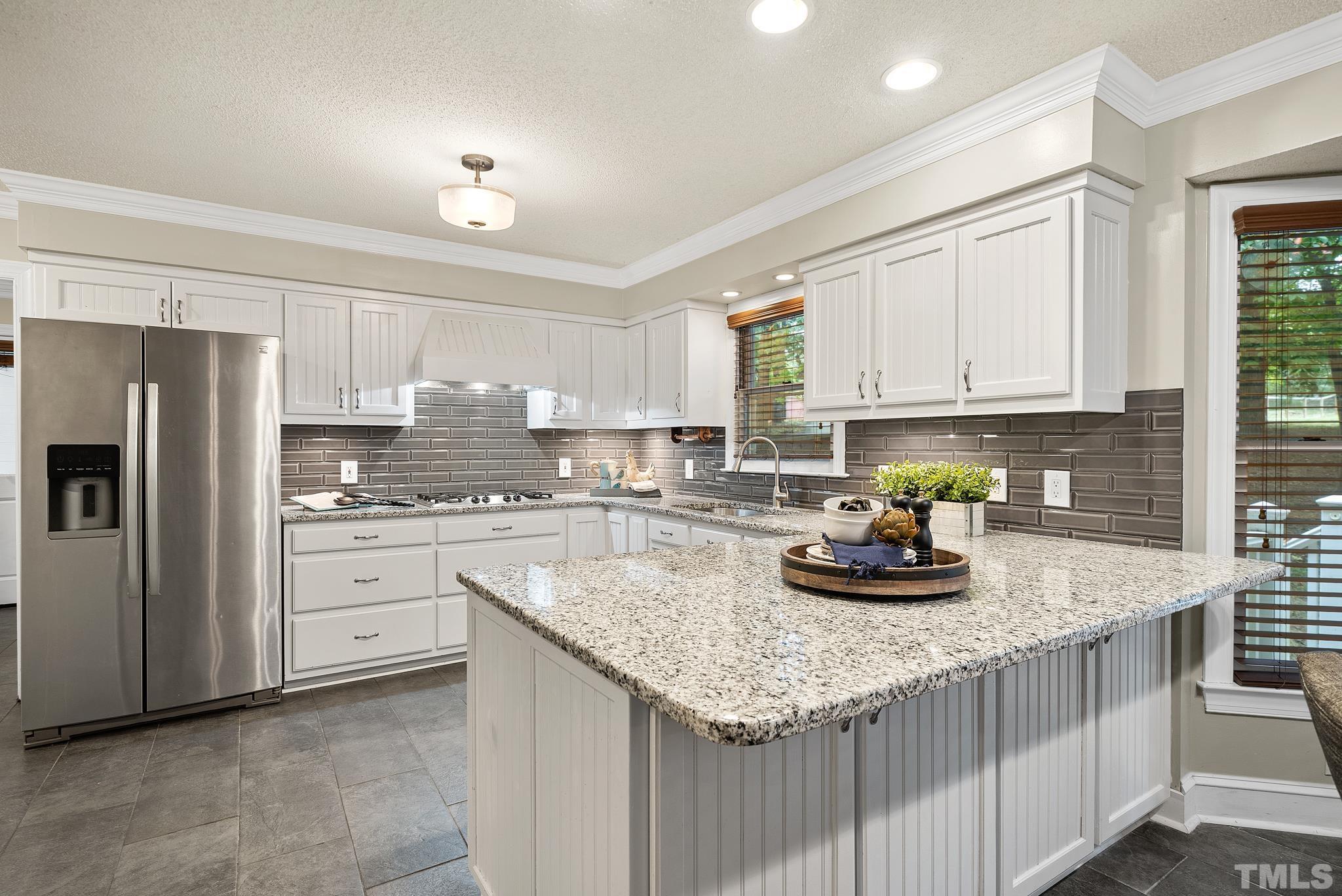 7805 Senter Farm Road Apex, NC 27539 - Photo 11 of 30 Gallery Image 11