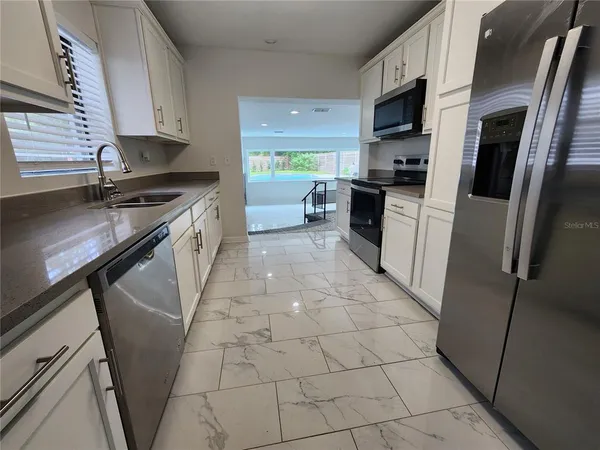 $2,450 | 3211 Mayflower Street, Jacksonville, FL 32205