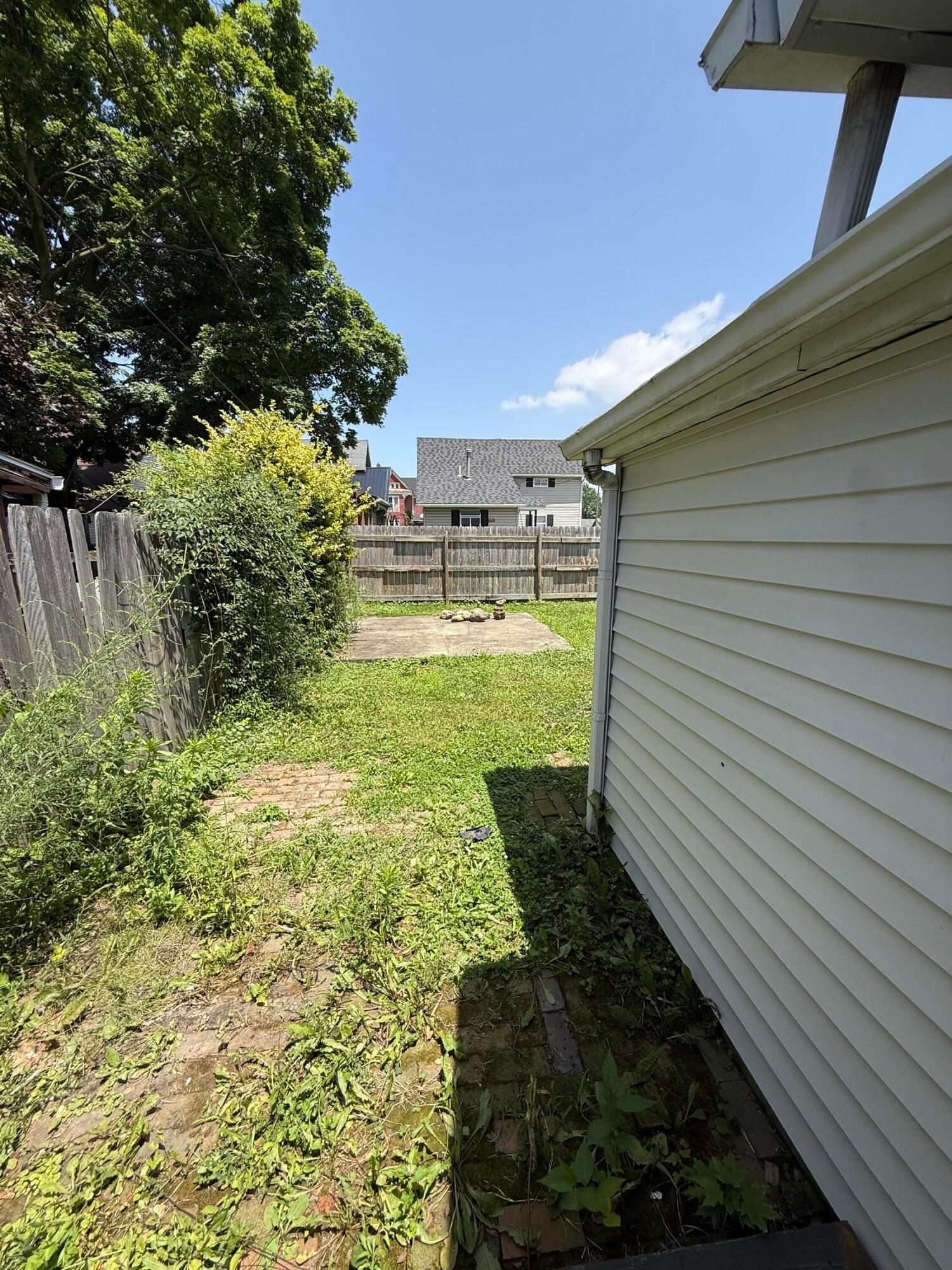 1007 South Washington Street Circleville, OH 43113 - Photo 14 of 19 IMG_8080