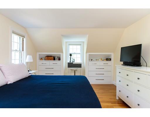 71 Brook Street Wellesley, MA 02482 - Photo 17 of 25 Gallery Image 17