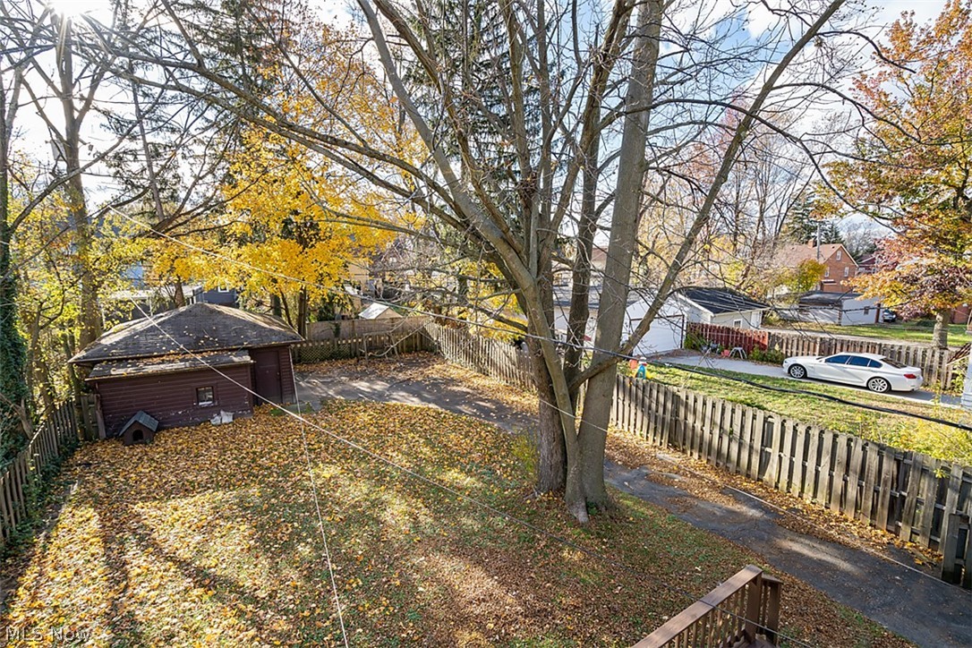 1030 Allston Road Cleveland, OH 44121 - Photo 17 of 32 Gallery Image 17
