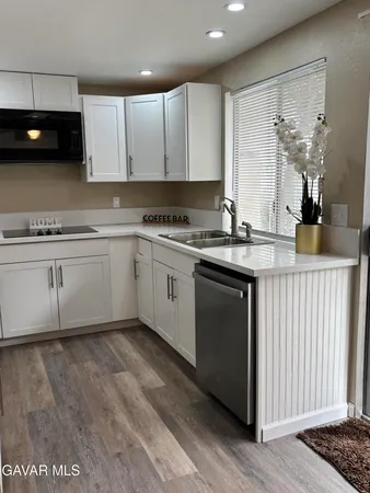 $439,999 | 3102 Ave Q-13, Palmdale, CA 93550