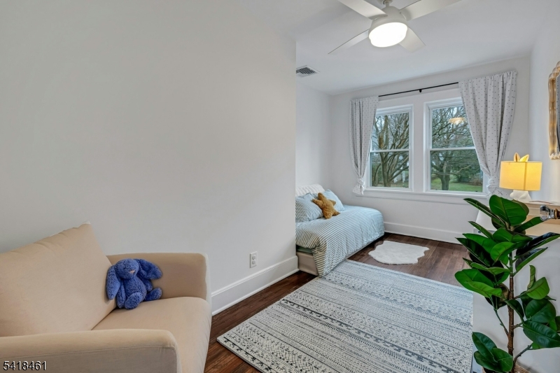 28 Molter Avenue Springfield, NJ 07081 - Photo 19 of 35