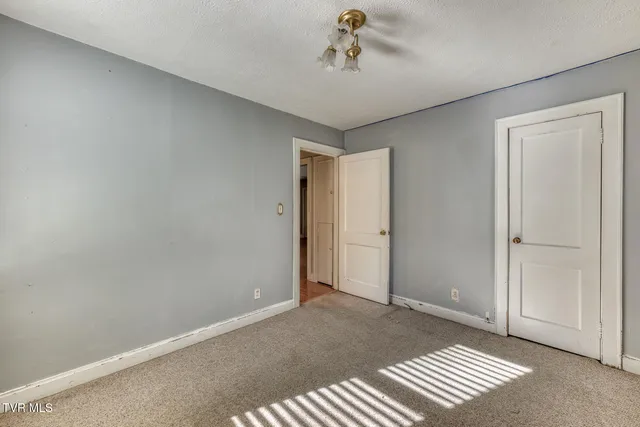 $164,900 | 2222 Windsor Avenue, Bristol, TN 37620