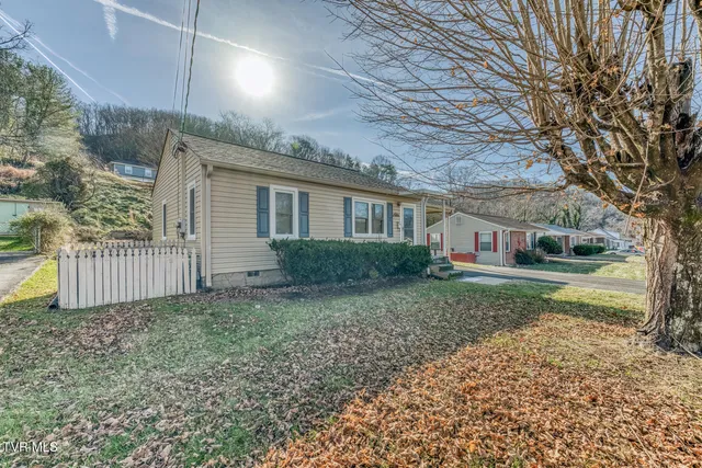 $164,900 | 2222 Windsor Avenue, Bristol, TN 37620