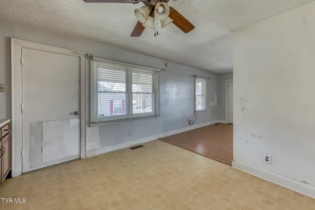 $164,900 | 2222 Windsor Avenue, Bristol, TN 37620